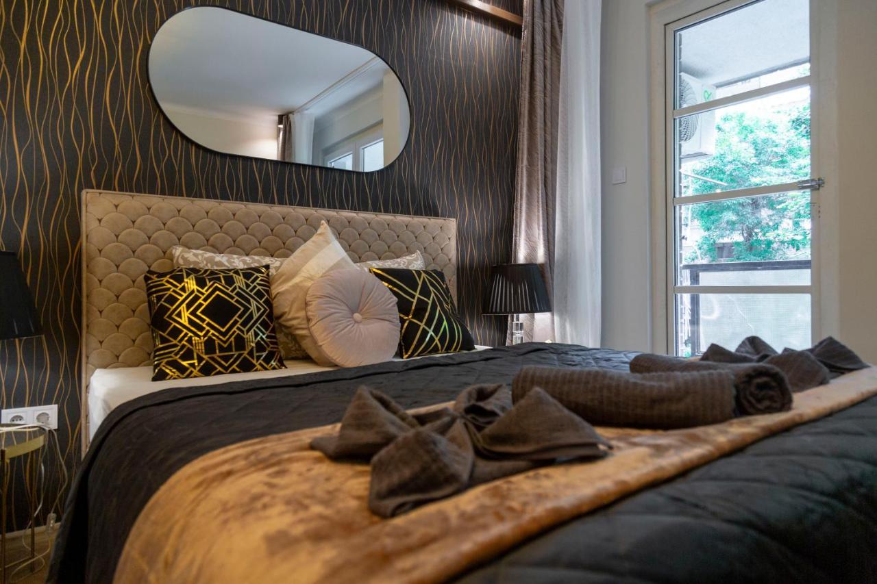 Stylish Quentin Apartment In The King Street Budapest Exterior photo